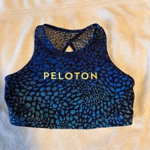 Peloton high neck sports bra